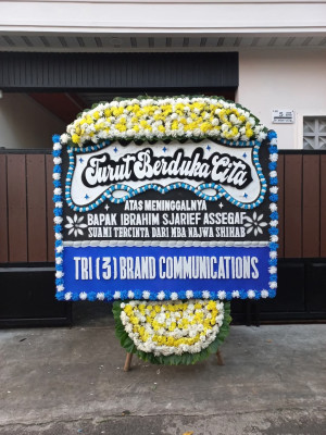 Papan Bunga Duka di Tegalmaja